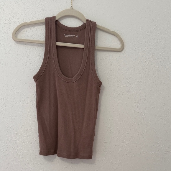 Abercrombie & Fitch Tops - Abercrombie & Fitch Chocolate Tank Top